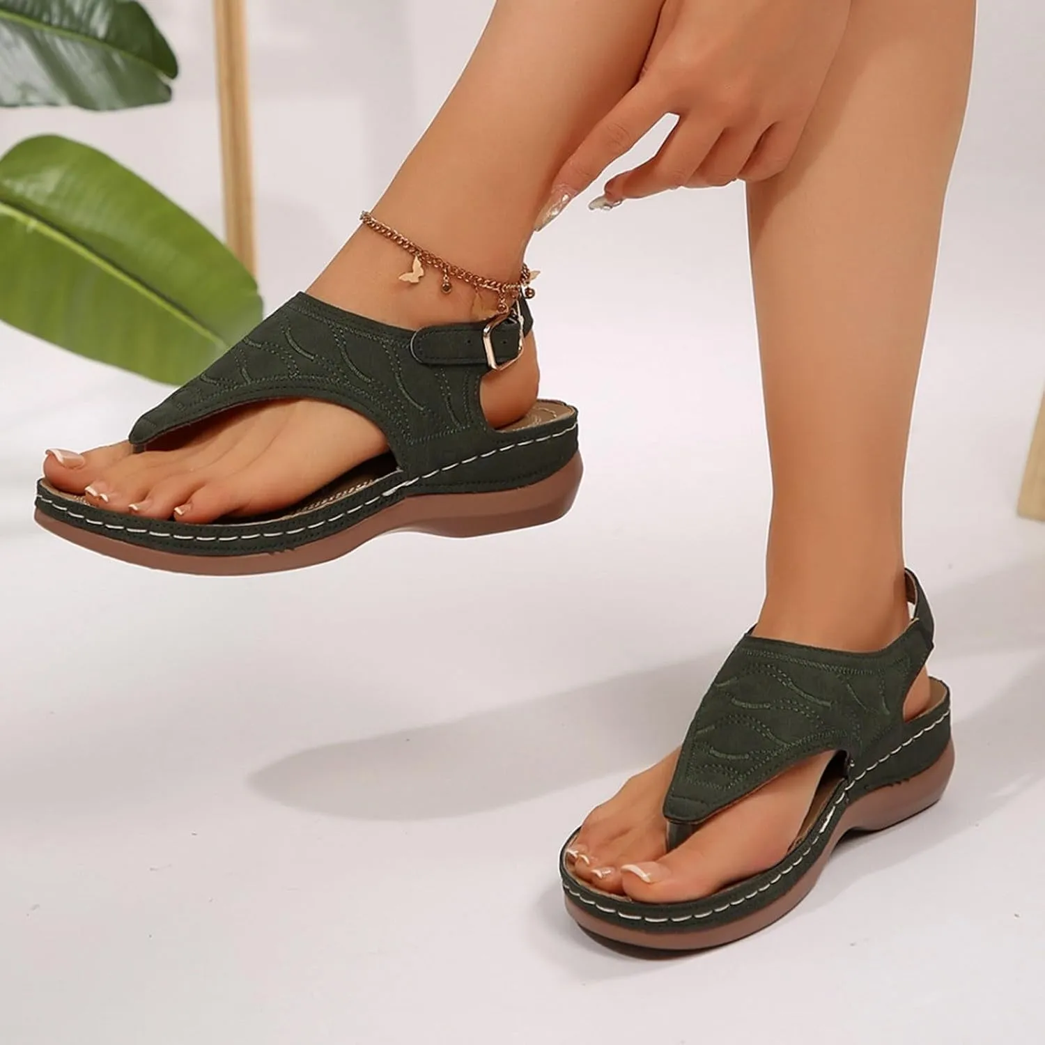 2025 Orthopedic Sandals for Women Comfortable Wedge Heel Shoe with Arch Support Summer Open Toe Soft Sole Slides Beach Vacation Slipper Fashion Non-Slip Clip Toe Flip Flops Breathable Casual Shoes
