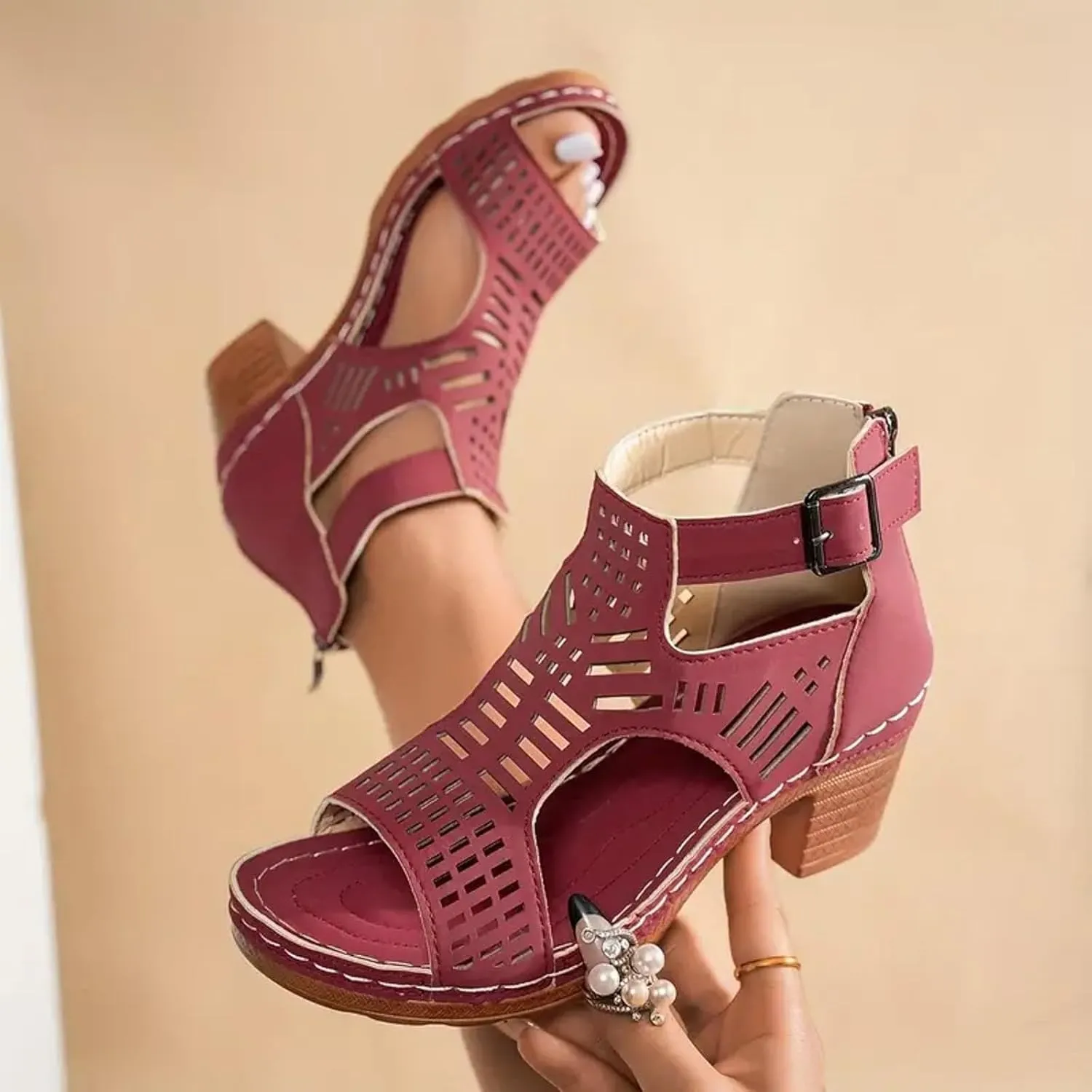 2025 Women Block Chunky Heels Sandals Breathable Cut-Out Non-Slip Walking Footwear Fashion Ladies Dress Beach Vacation Slippers Comfortable Wedge Heel Shoe Outdoor Slip-On Slides with Ankle Strap