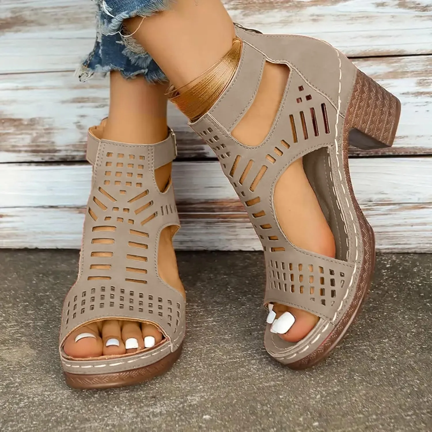 2025 Women Block Chunky Heels Sandals Breathable Cut-Out Non-Slip Walking Footwear Fashion Ladies Dress Beach Vacation Slippers Comfortable Wedge Heel Shoe Outdoor Slip-On Slides with Ankle Strap