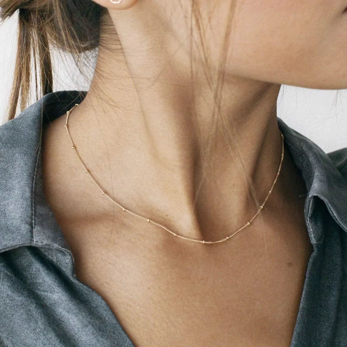 Aobei Pearl 18K Gold Paperclip Chain Choker Satellite Chain Biwa Pearl Pendant Necklace Dainty Jewelry for Women