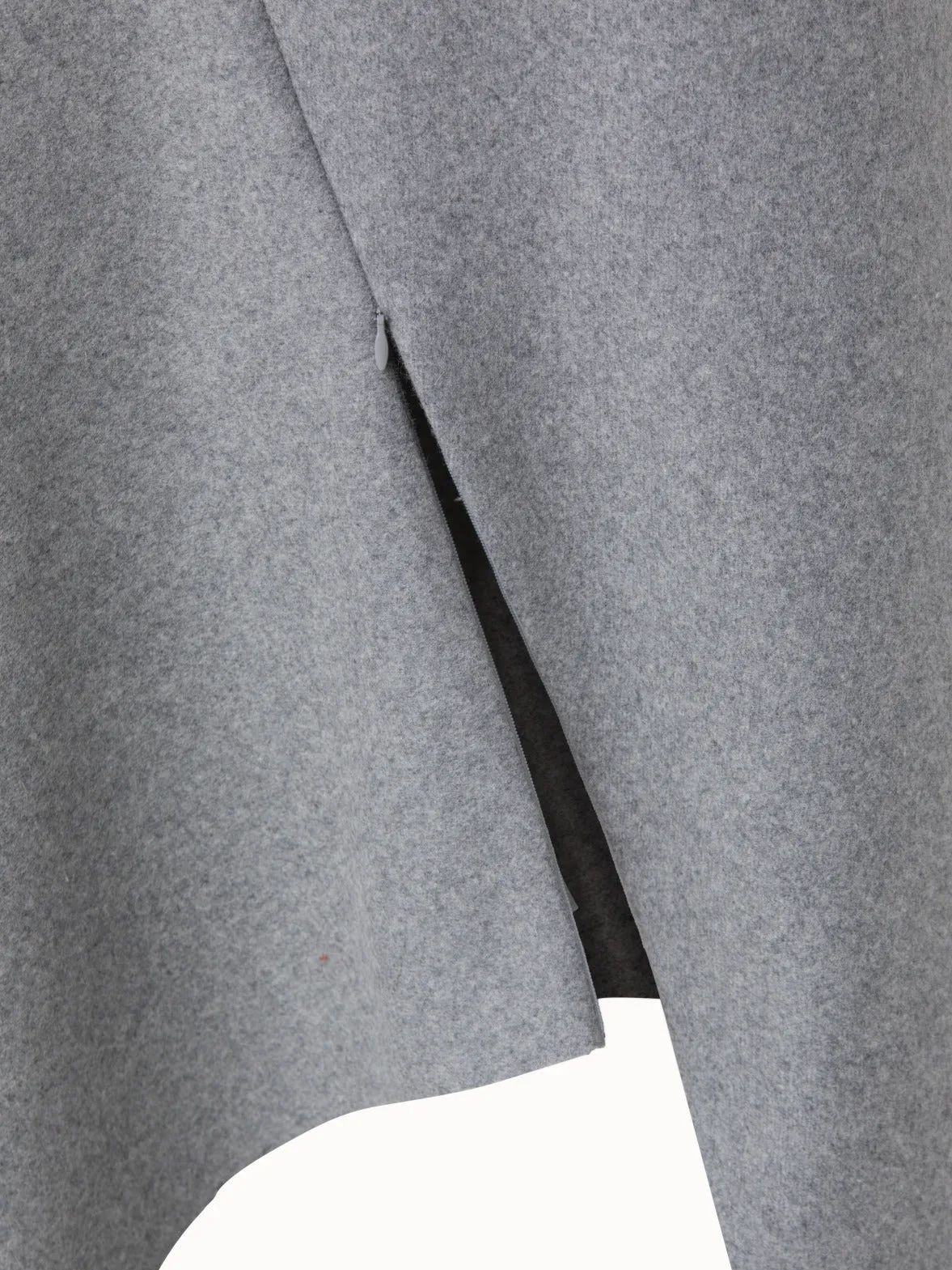 Asymmetrischer Midirock aus Wolle Stretch Flanell
