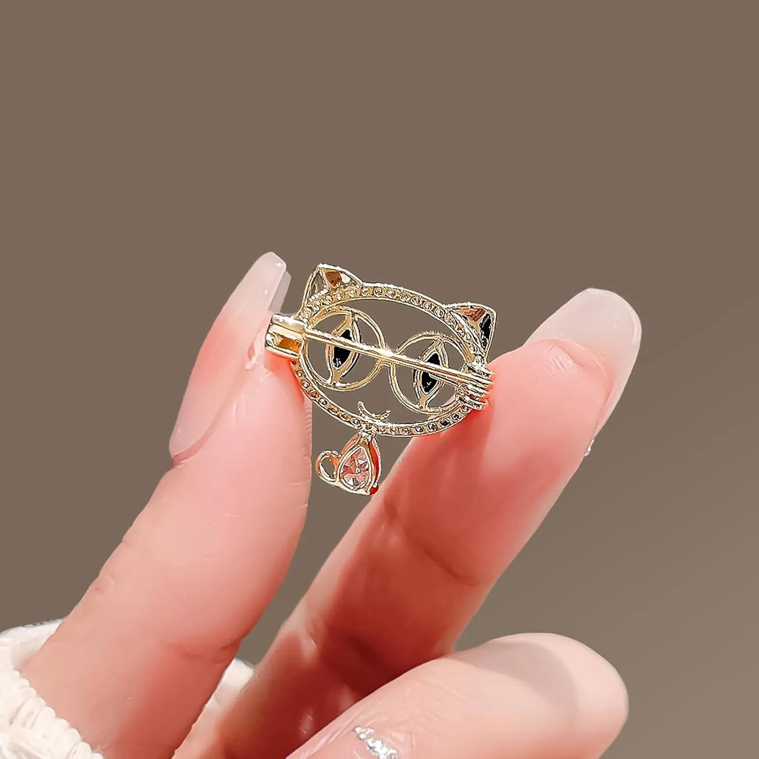 Enamel Animal Brooch for Women Cute Animal Pin Rhinestone Vintage Lapel Safety Pin Christmas Birthday Anniversary Dress Accessories Jewelry Gift
