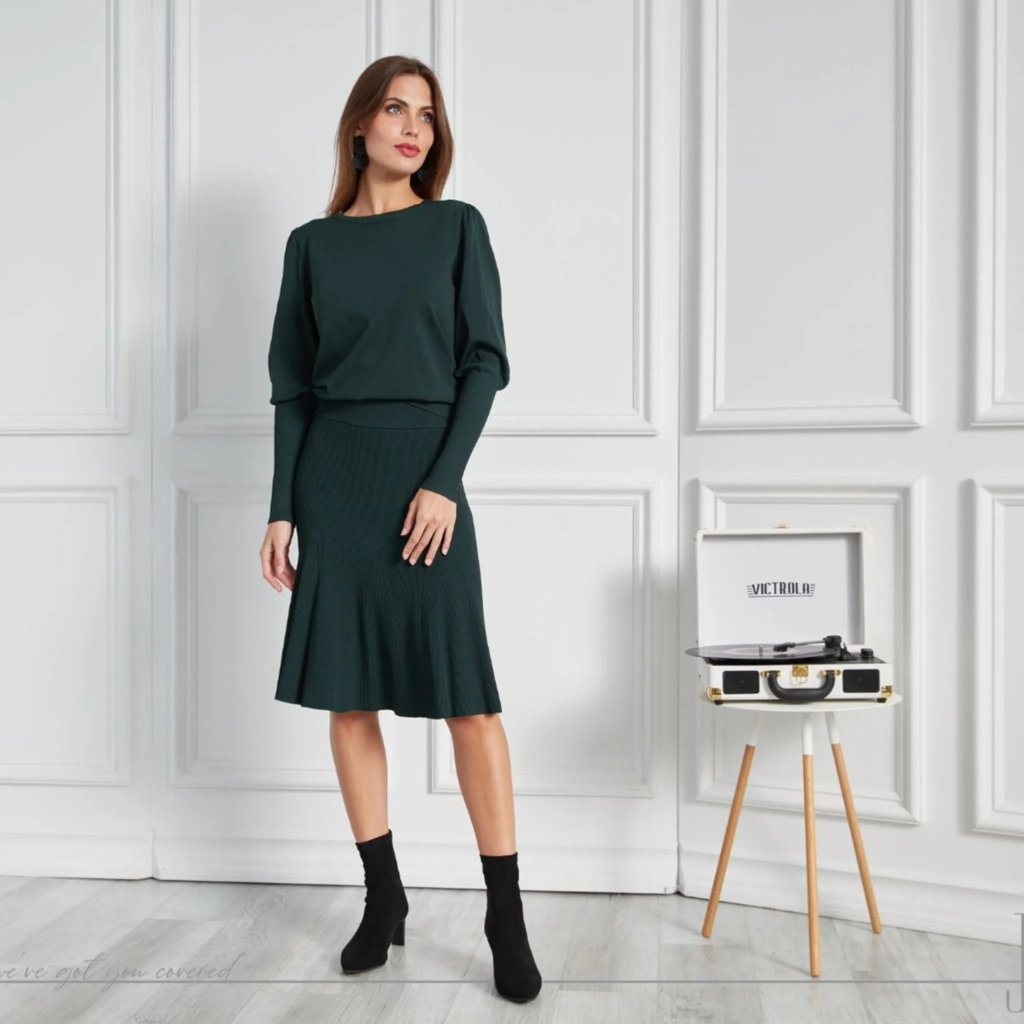 Stylish Hazel Skirt in Elegant Forest Green - Perfect for Any Occasion