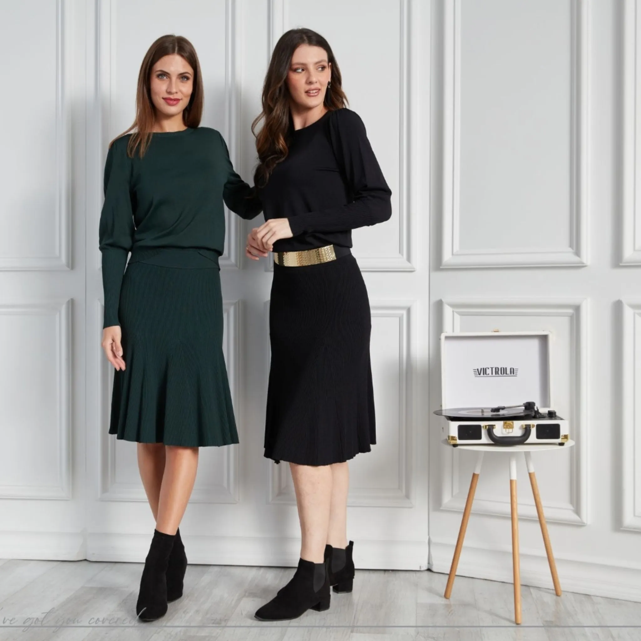Stylish Hazel Skirt in Elegant Forest Green - Perfect for Any Occasion
