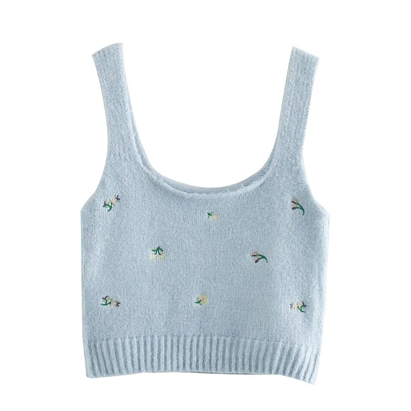 KNIT TOP WITH FLORAL EMBROIDERY