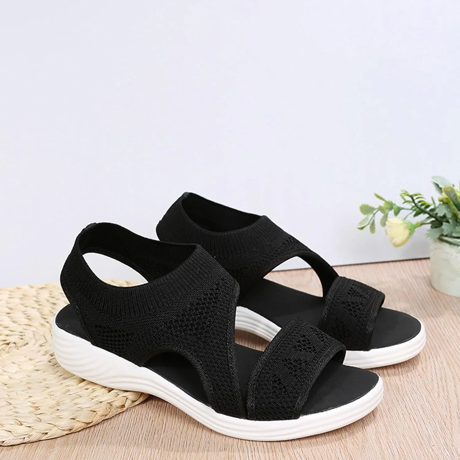 Summer Sports Sandals Women Breathable Mesh Orthopedic Sandals Soft Mat Diabetic Sandals Flat Beach Walking Sandals
