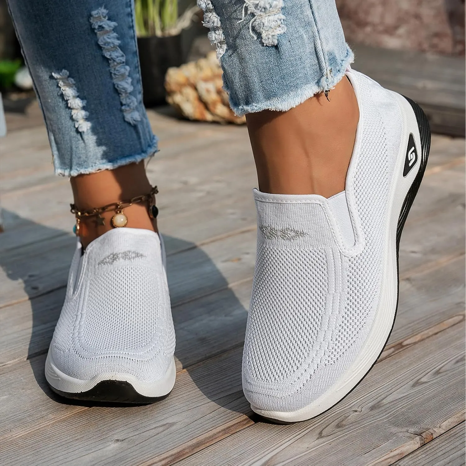 Womens Walking Shoes Wide Width Slip On Walking Tennis Sneakers Lightweight Casual Breathable Sneakers Comfortable Loafers